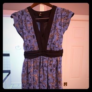 V neck midi dress- Blue, white and navy flowing 👗